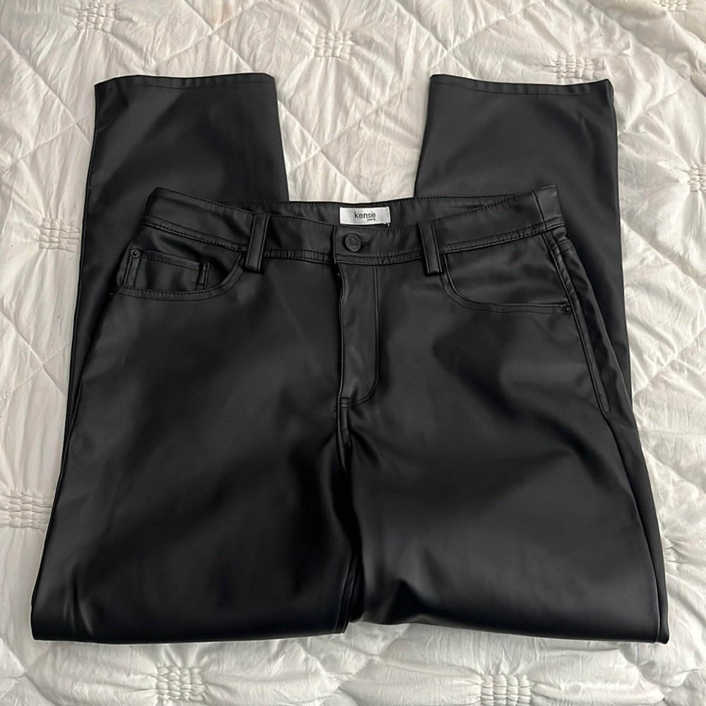 Women’s Faux leather pants size 6/28